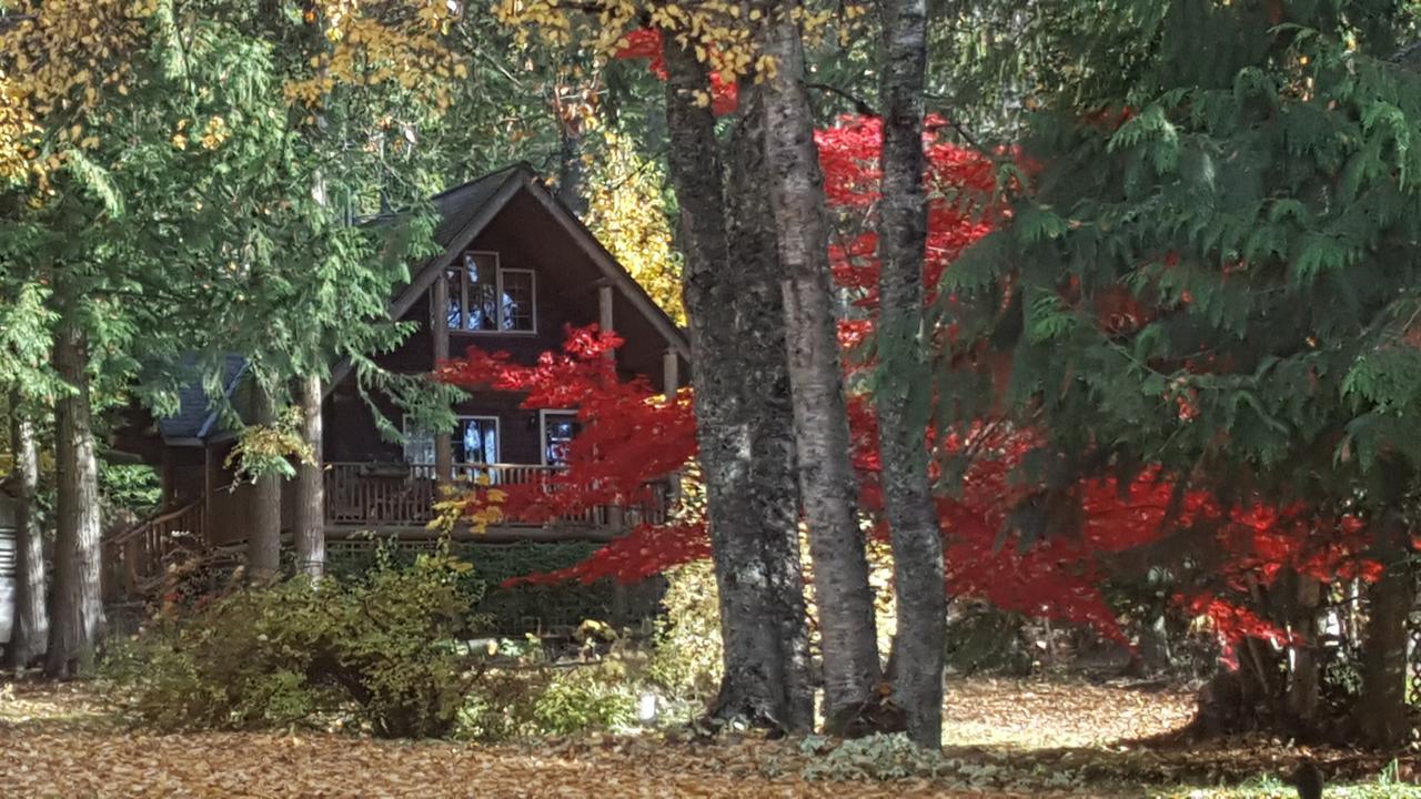 Отель Wedgwood Manor And Glamping Retreat Crawford Bay Экстерьер фото