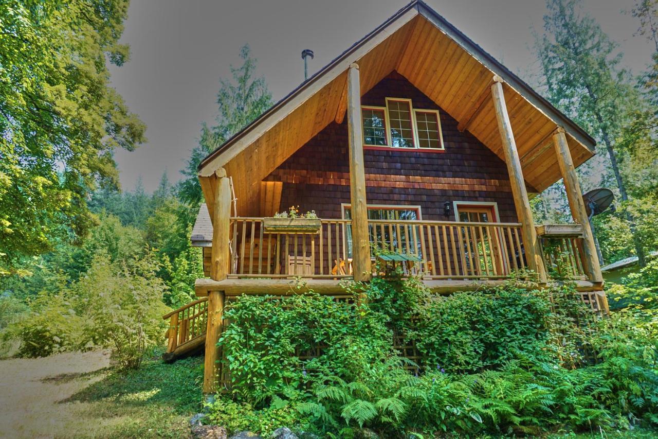 Отель Wedgwood Manor And Glamping Retreat Crawford Bay Экстерьер фото