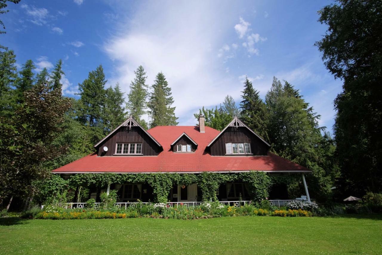 Отель Wedgwood Manor And Glamping Retreat Crawford Bay Экстерьер фото