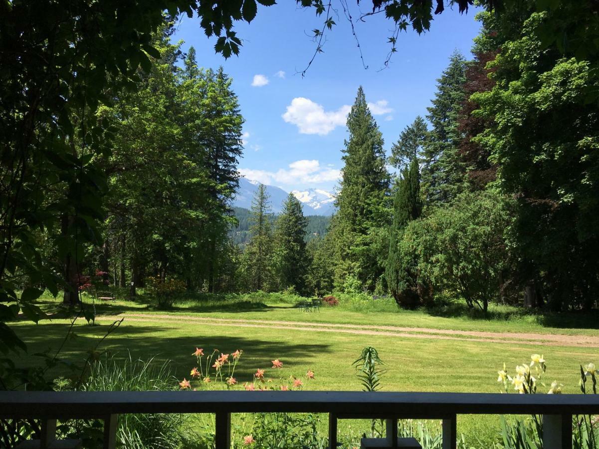 Отель Wedgwood Manor And Glamping Retreat Crawford Bay Экстерьер фото